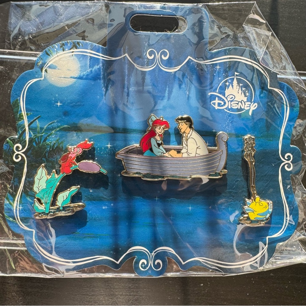 Disney The Little Mermaid Kiss the Girl Pin Set NEW 2020